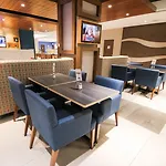 Holiday Inn Express & Suites Miami Airport East By Ihg