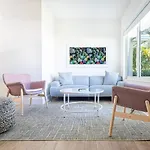 Stylish 2Bed Apartment El Portal