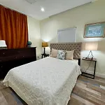 Miami Bright Townhouse 3 Bedroom Free Parkig Garden