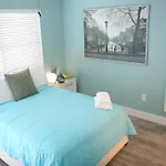B03 Location! Studio Close 2 Beach & Design District