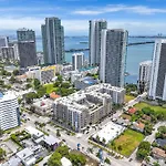 Luxury 2Br With City Views On Biscayne Blvd