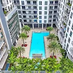 Luxury 2Br With City Views On Biscayne Blvd