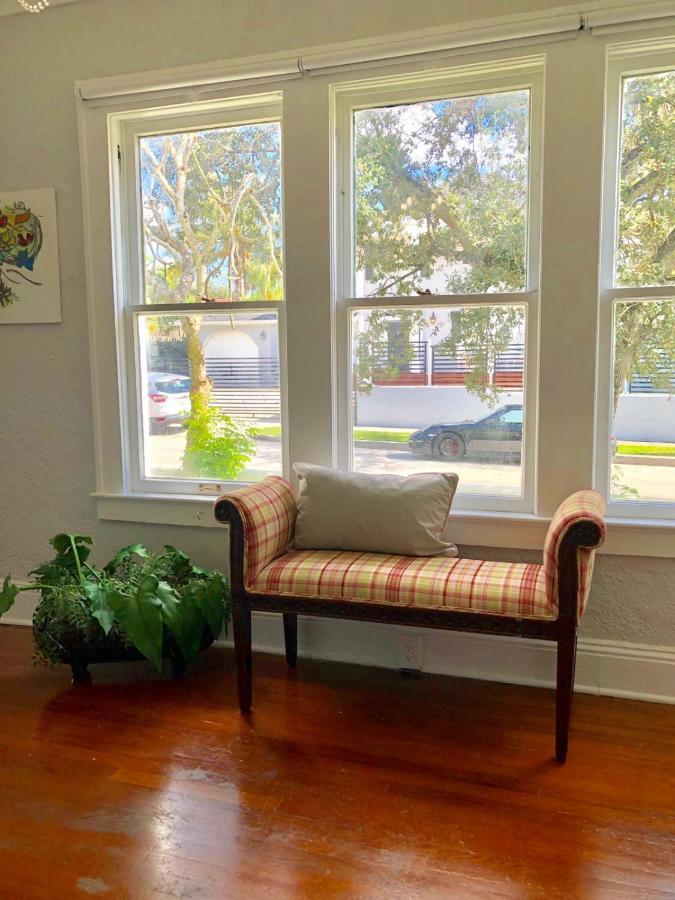 Comfy And Spacious With Free Parking *