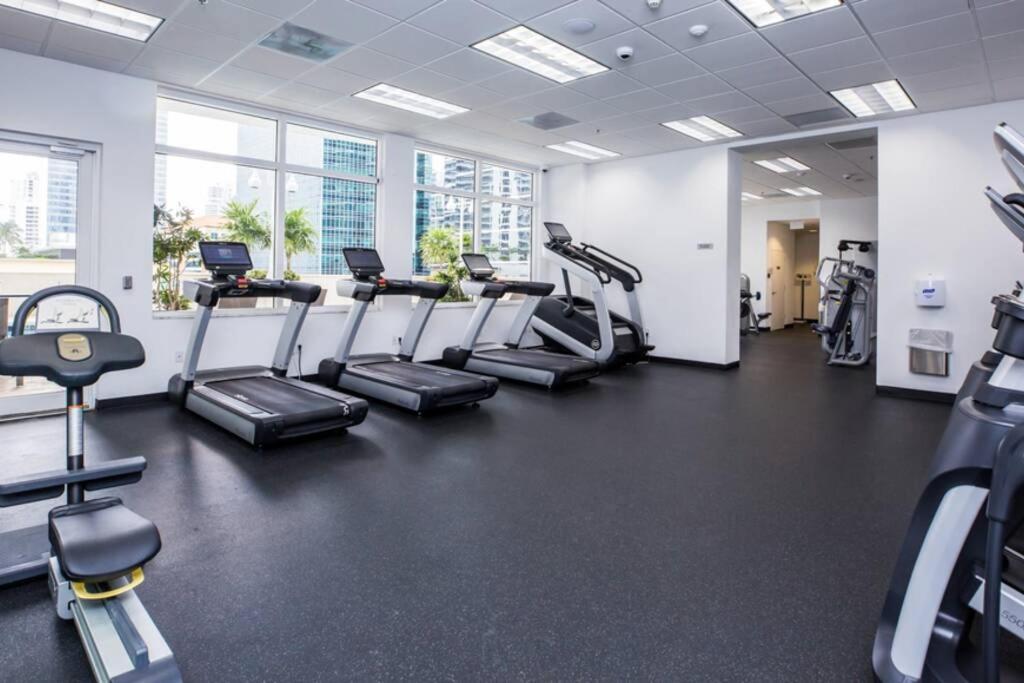 Luxury & Huge At Brickell, Free Parking, 6 Guests *