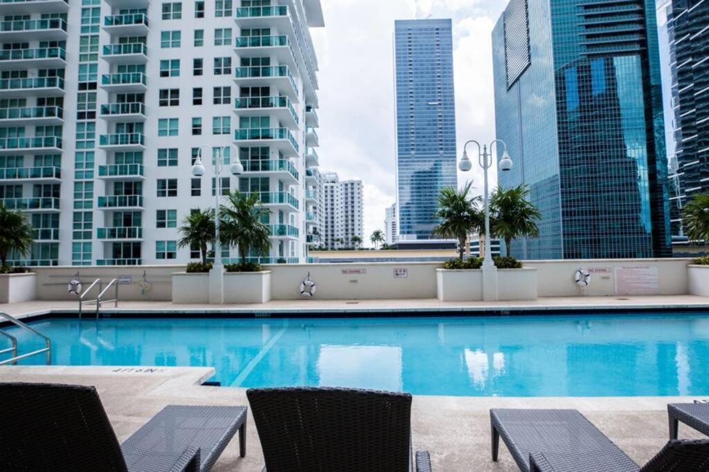 Luxury & Huge At Brickell, Free Parking, 6 Guests * Miami