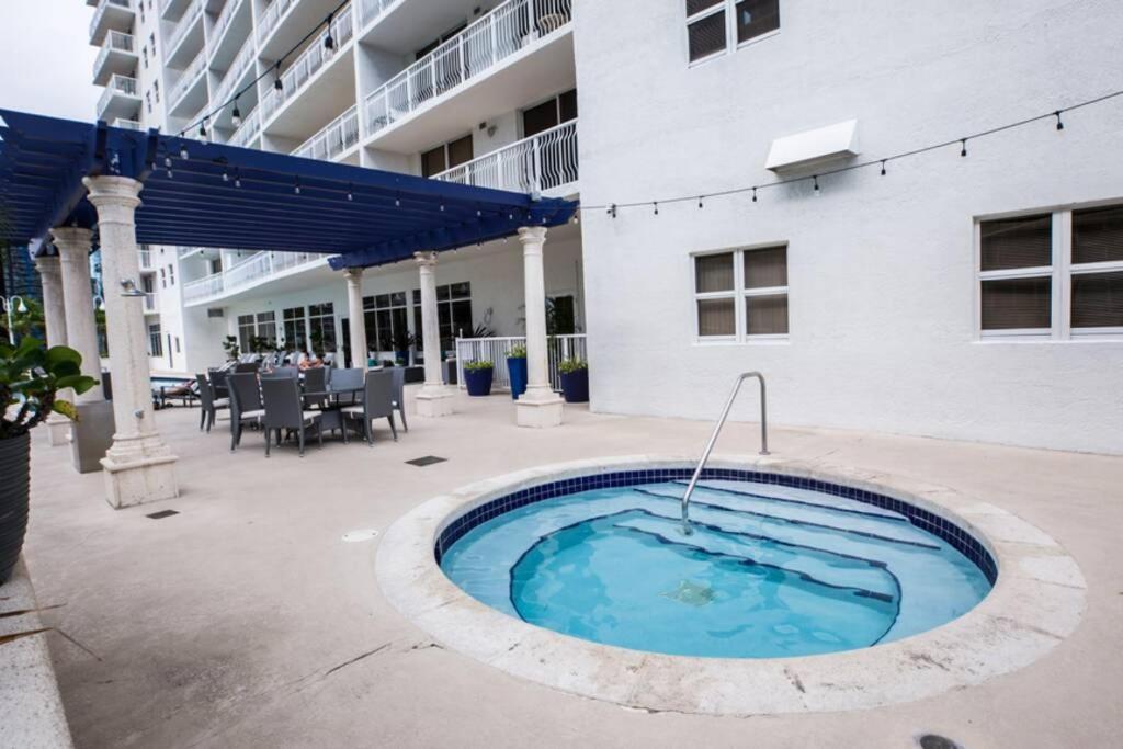 Apartment Luxury & Huge At Brickell, Free Parking, 6 Guests *