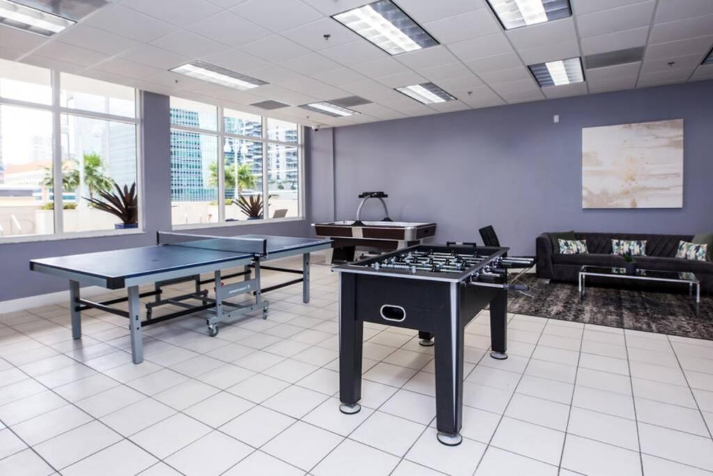 Luxury & Huge At Brickell, Free Parking, 6 Guests *