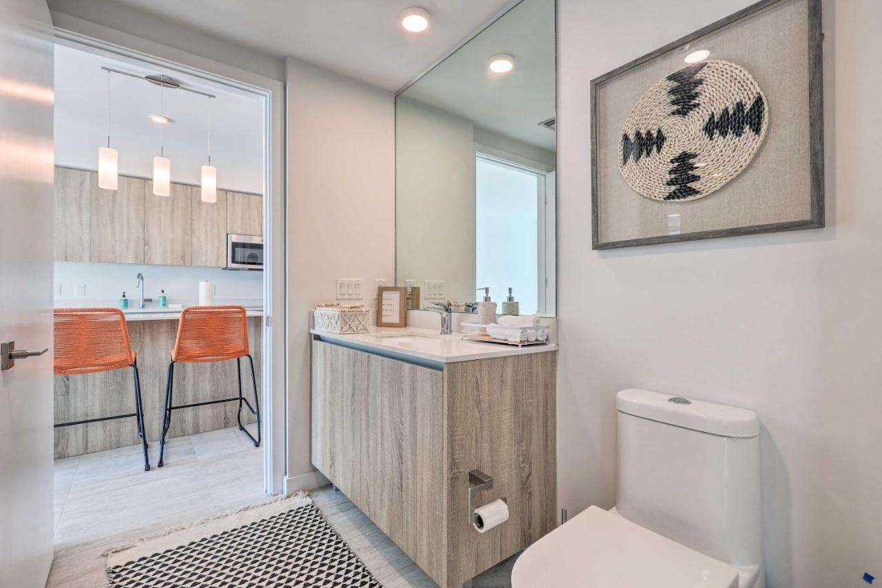 Chic With Pool, 6 Mi To South