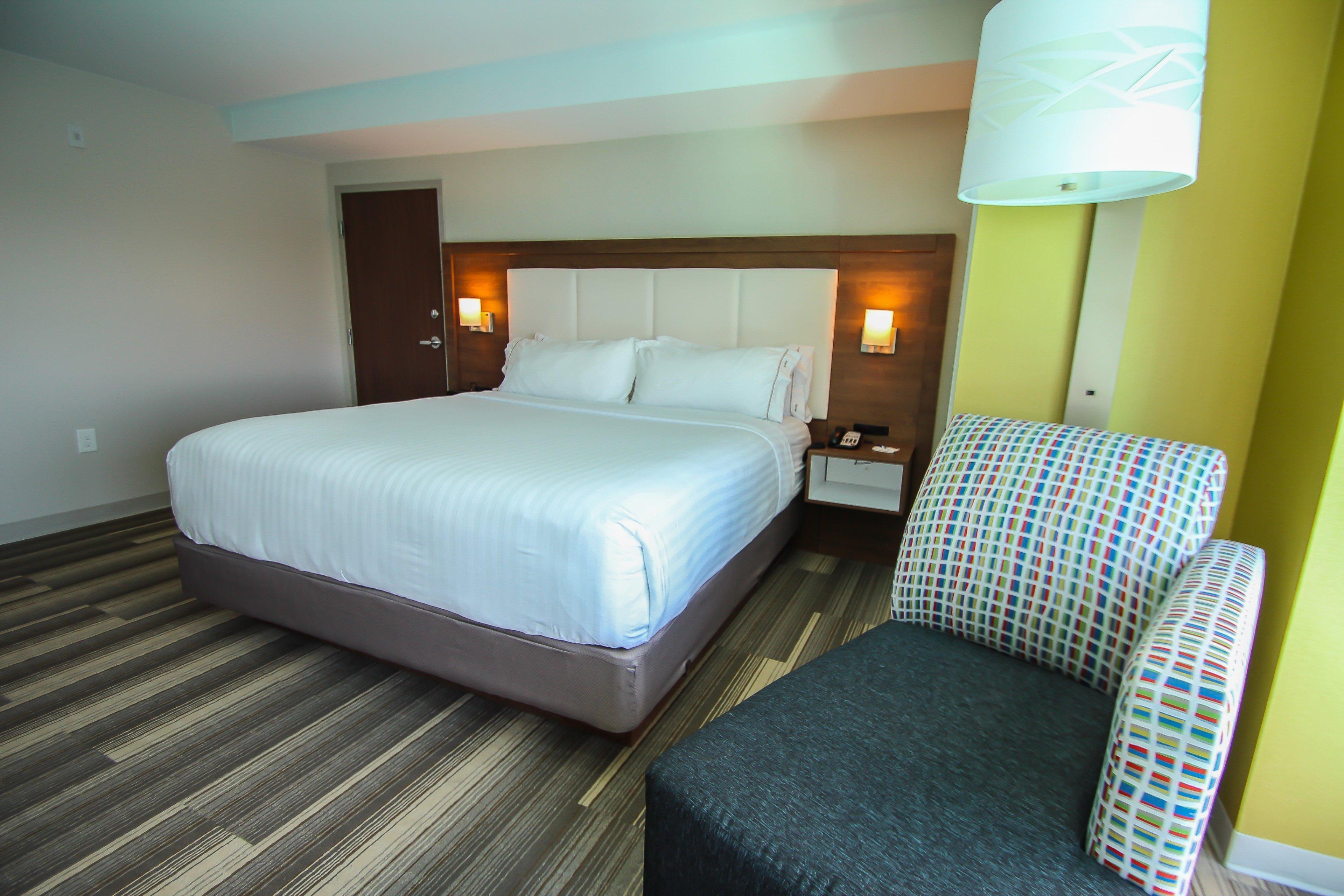 Hotel Express & Airport East By Ihg 3*
