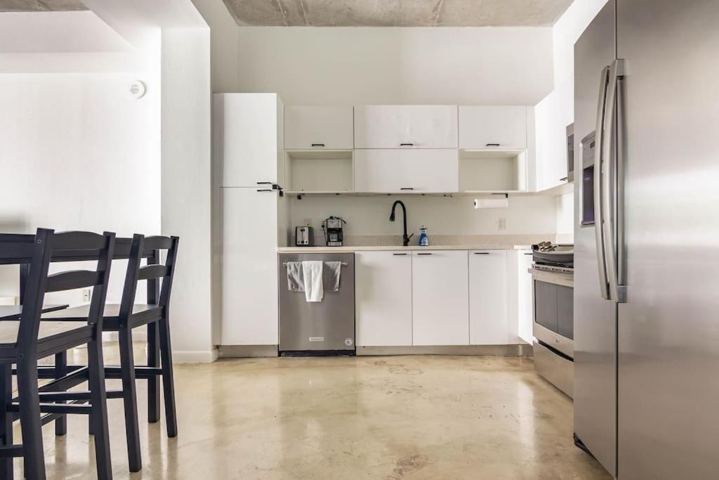 Apartamento 1br Loft In Downtown With Bay View And Workspace *