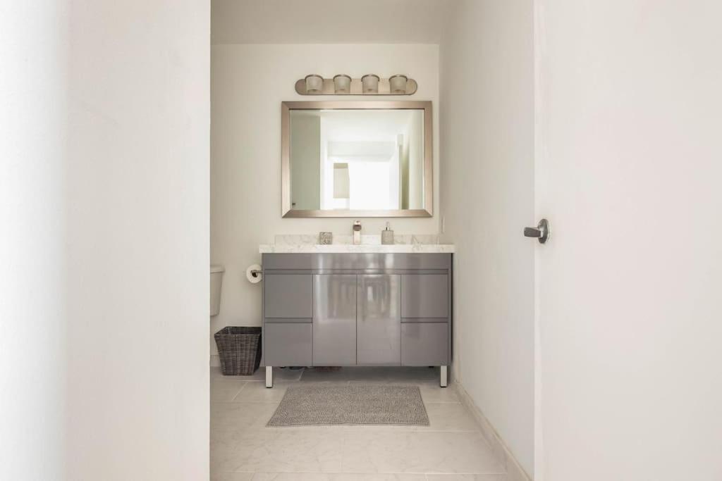 Apartamento 1br Loft In Downtown With Bay View And Workspace