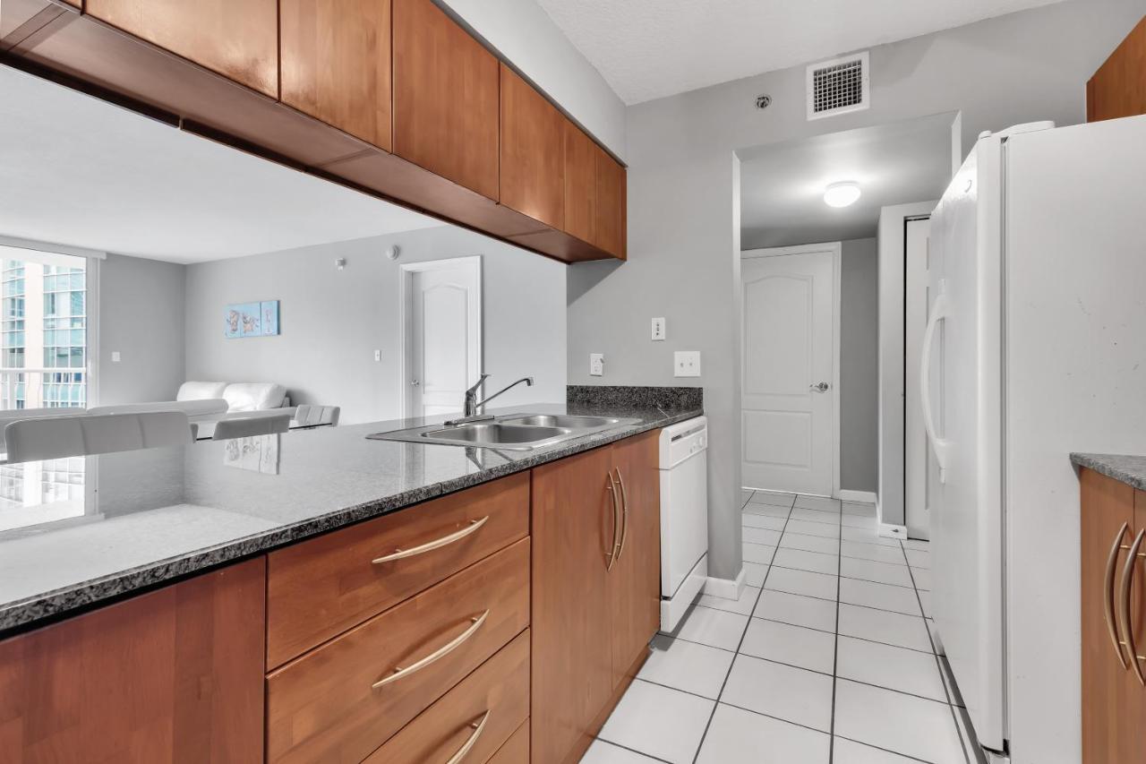 The Club At Brickell Bay Luxury Miami