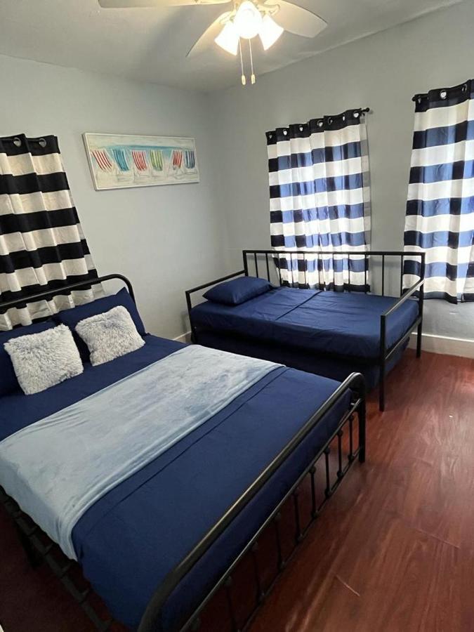 Blue Little Havana Guest house *