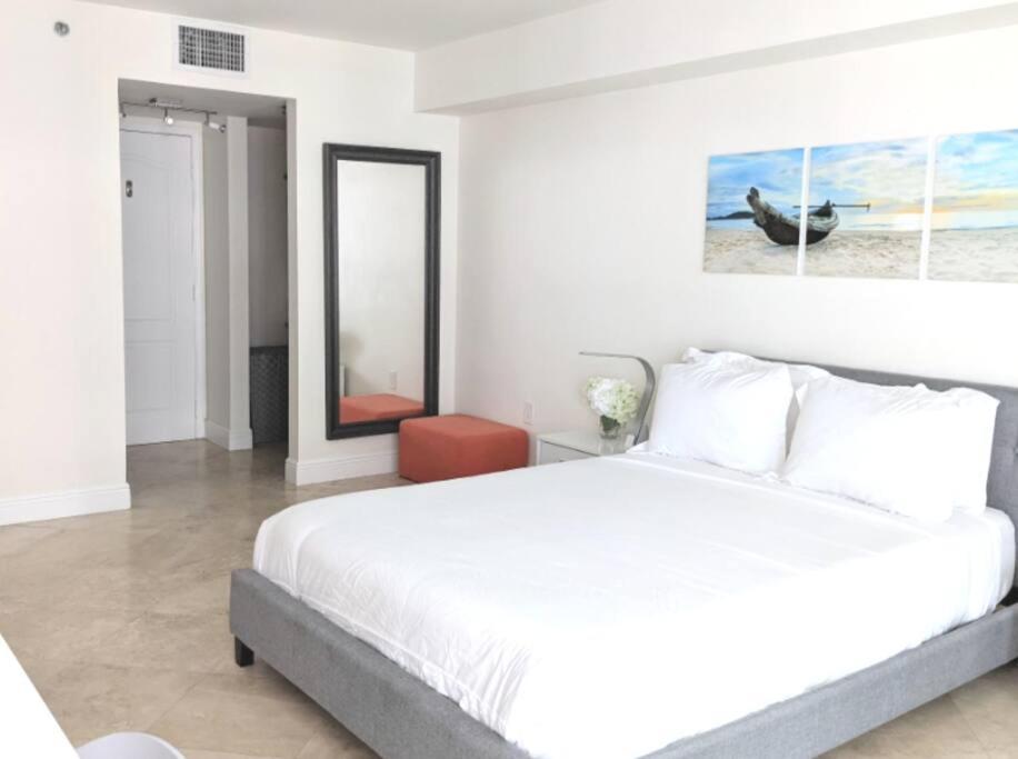 Fully Renovated One Bedroom @ The Club Miami