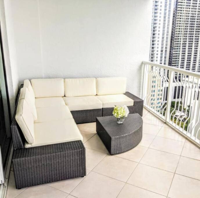 Fully Renovated One Bedroom @ The Club Apartment