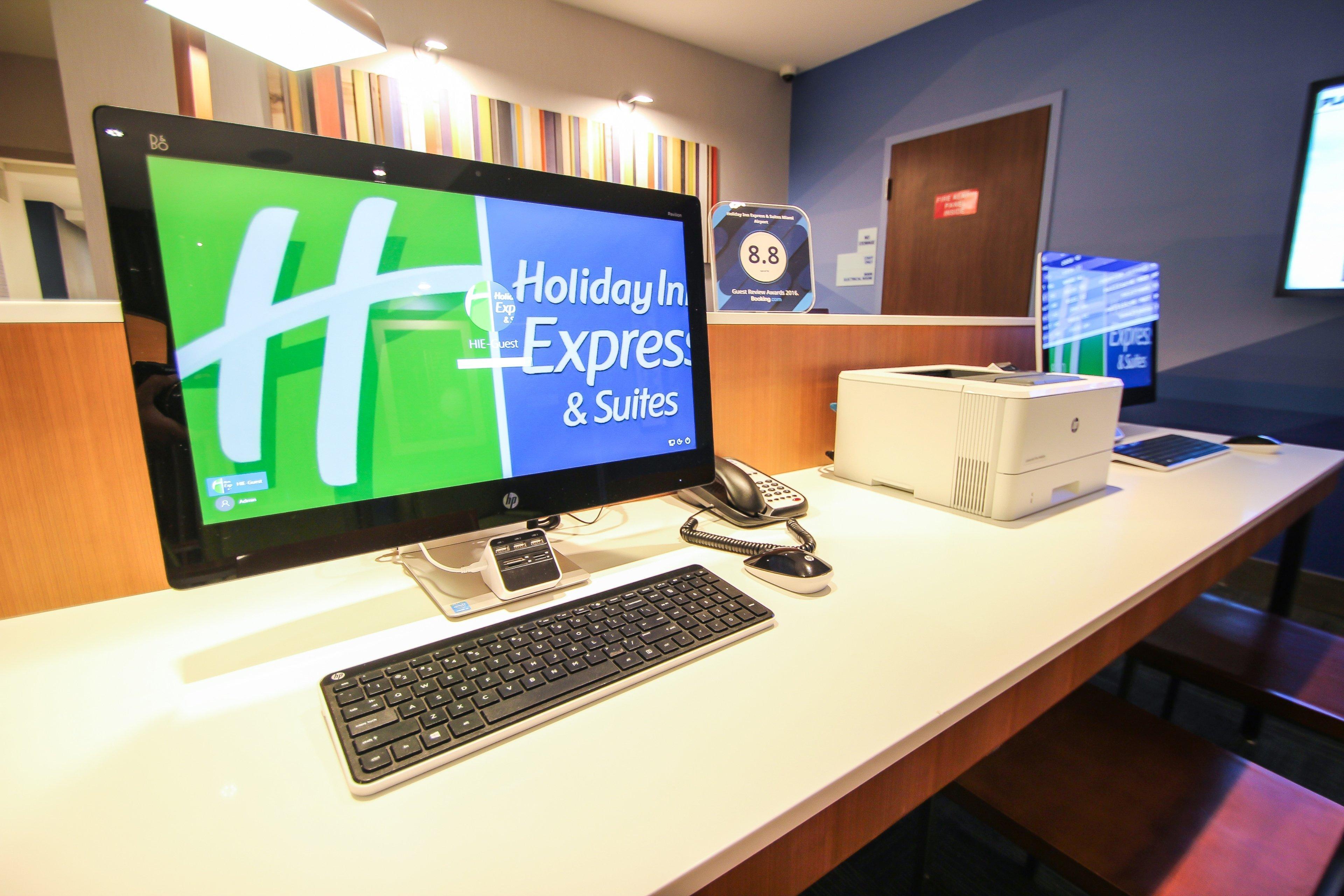 Express & Airport East By Ihg Hotel 3*