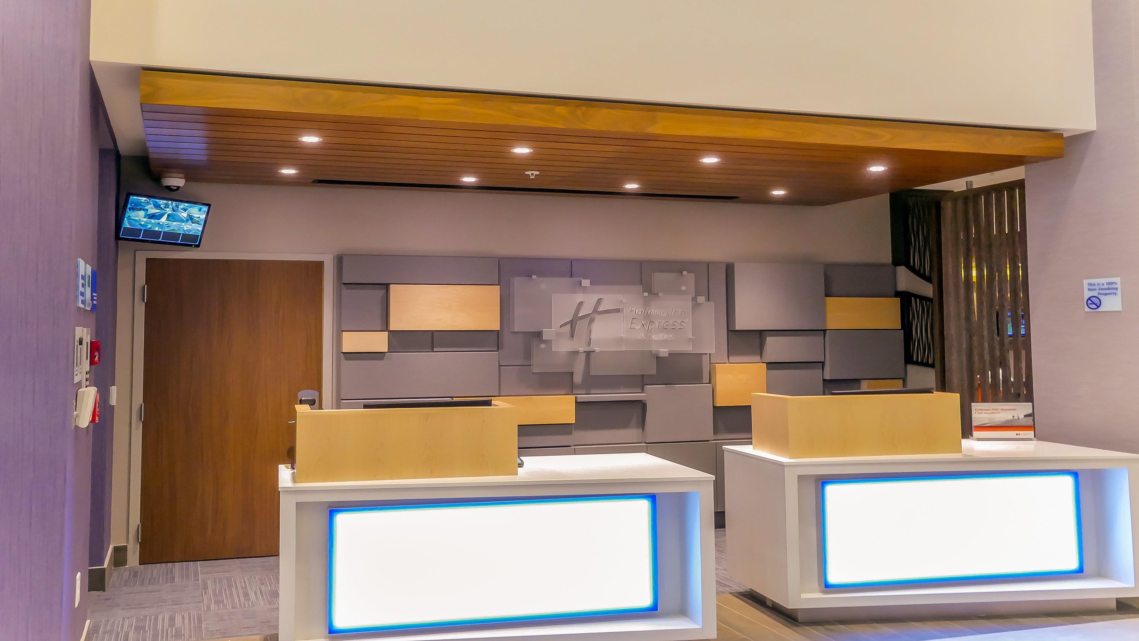 Express & Airport East By Ihg 3*