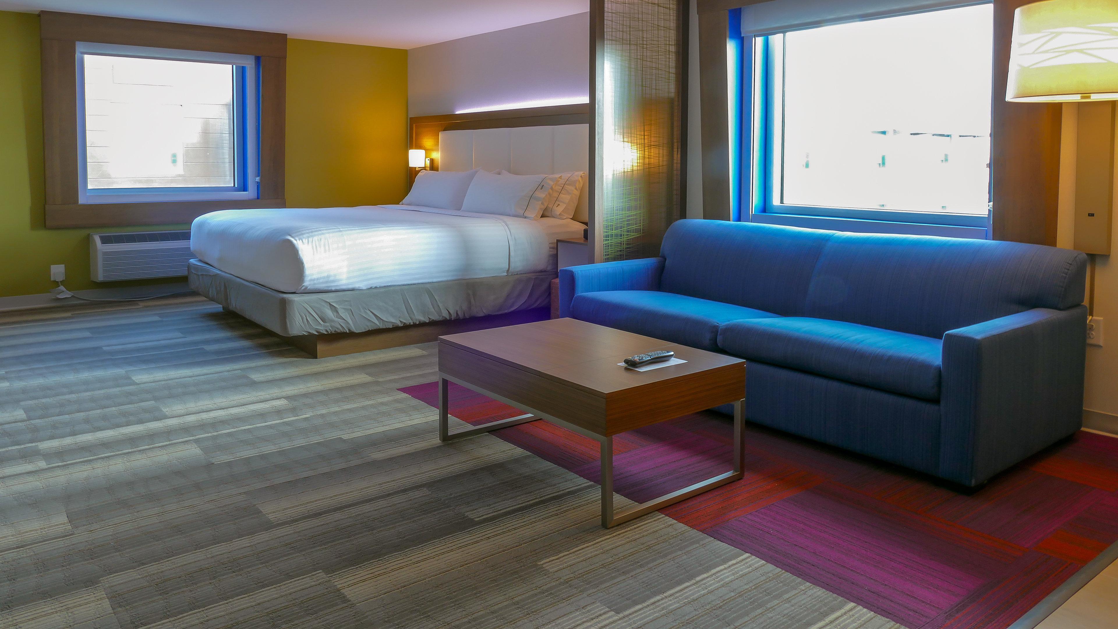 Express & Airport East By Ihg 3*
