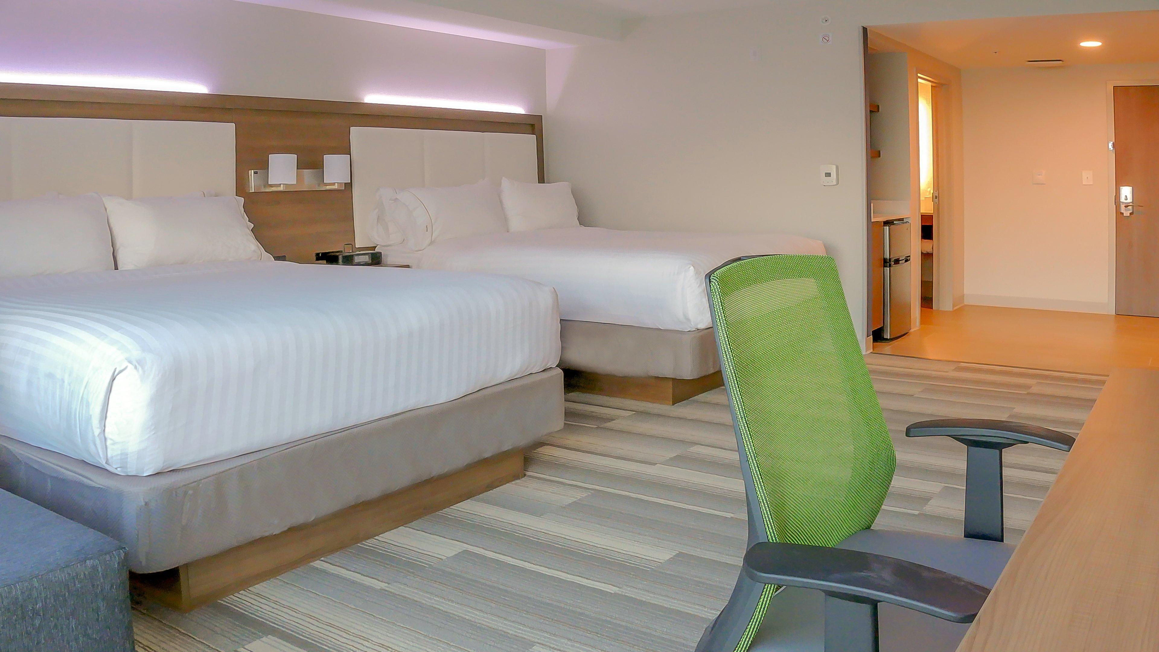 Express & Airport East By Ihg Hotel
