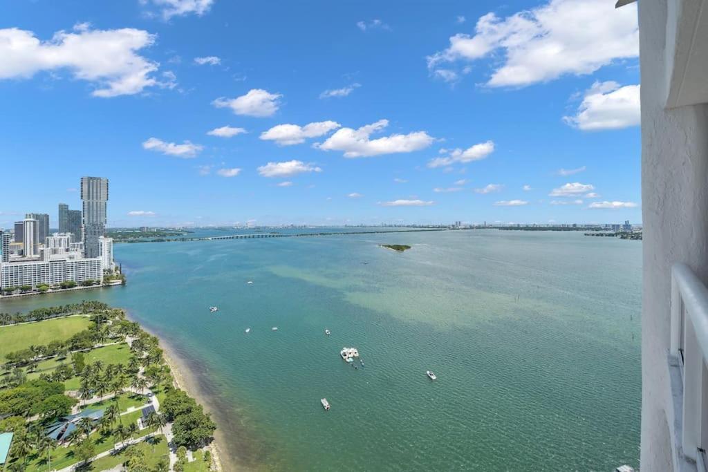 Velvet Sky! Water & Park Views! * Miami