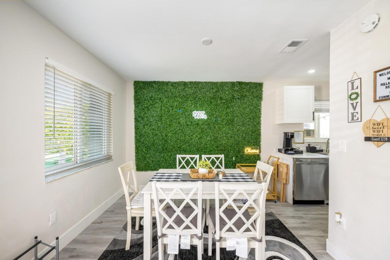 Apartment Serene Haven Stylish Retreat Miami