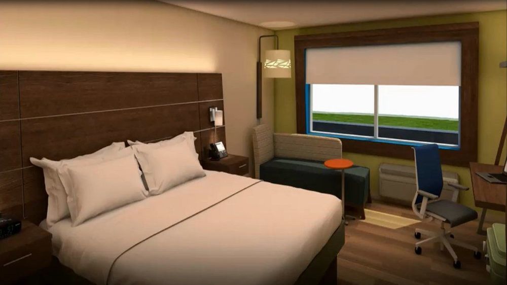 Express & Airport East By Ihg 3*