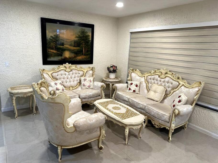 Holiday home In Gardens