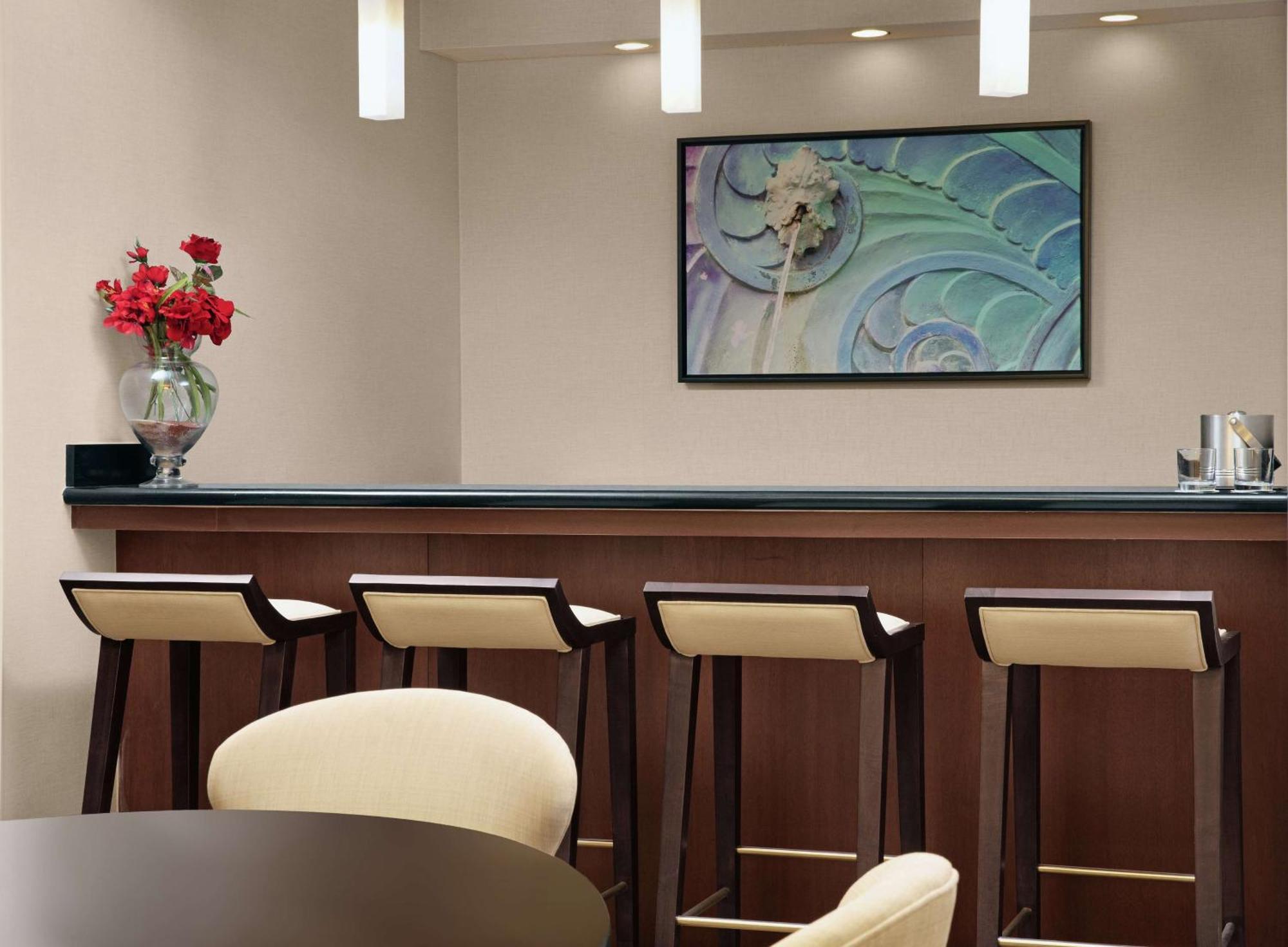 Hotel Doubletree By Hilton Airport & Convention Center Miami