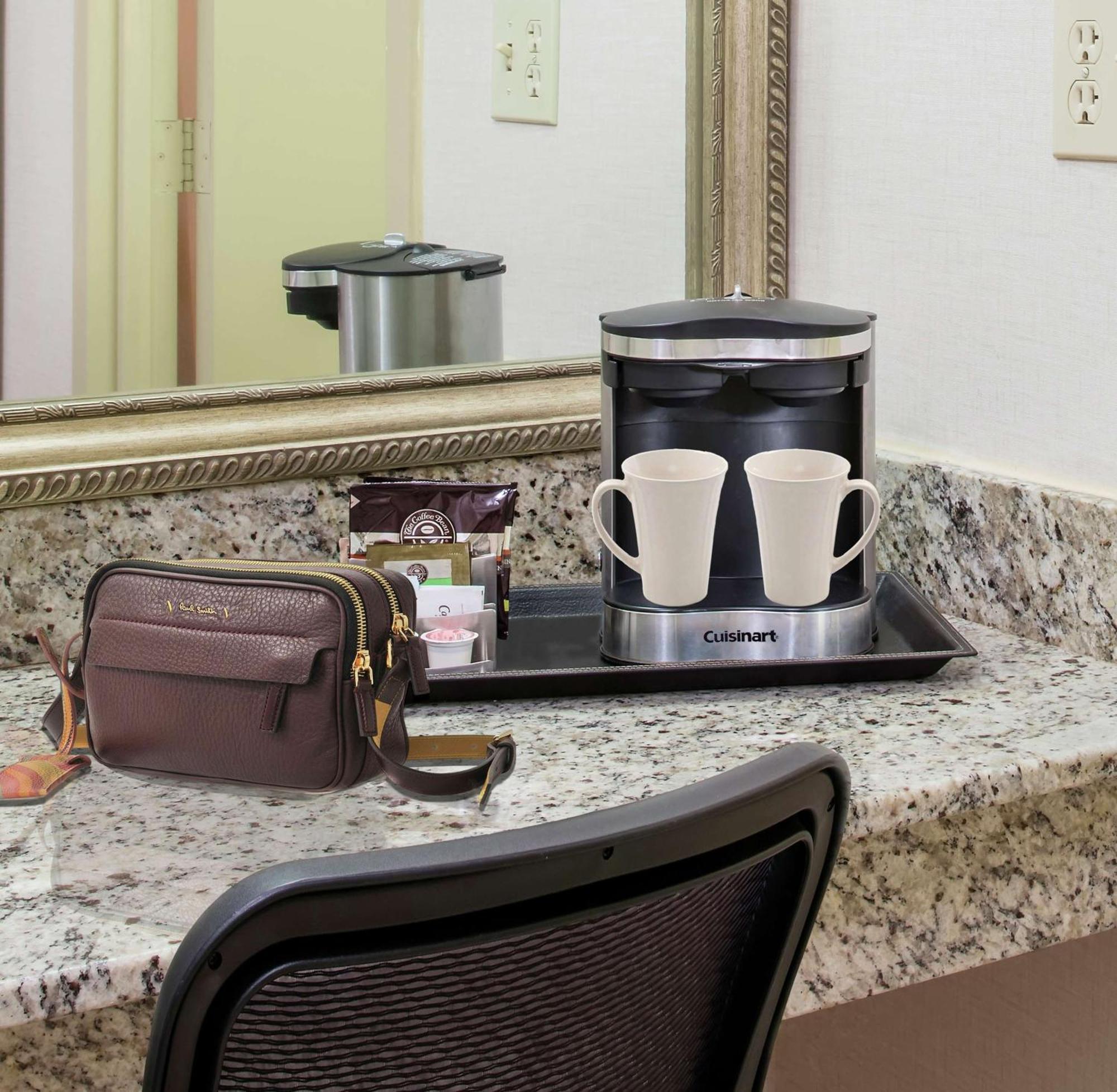 Doubletree By Hilton Airport & Convention Center 4* Miami