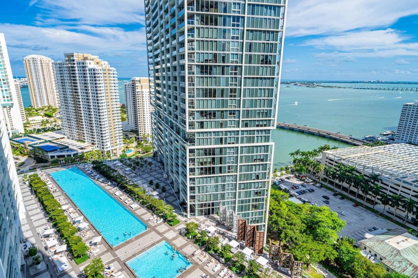 Apartment Icon 1 Bed With Water Views 16 Ft Ceilings And Free Access Miami