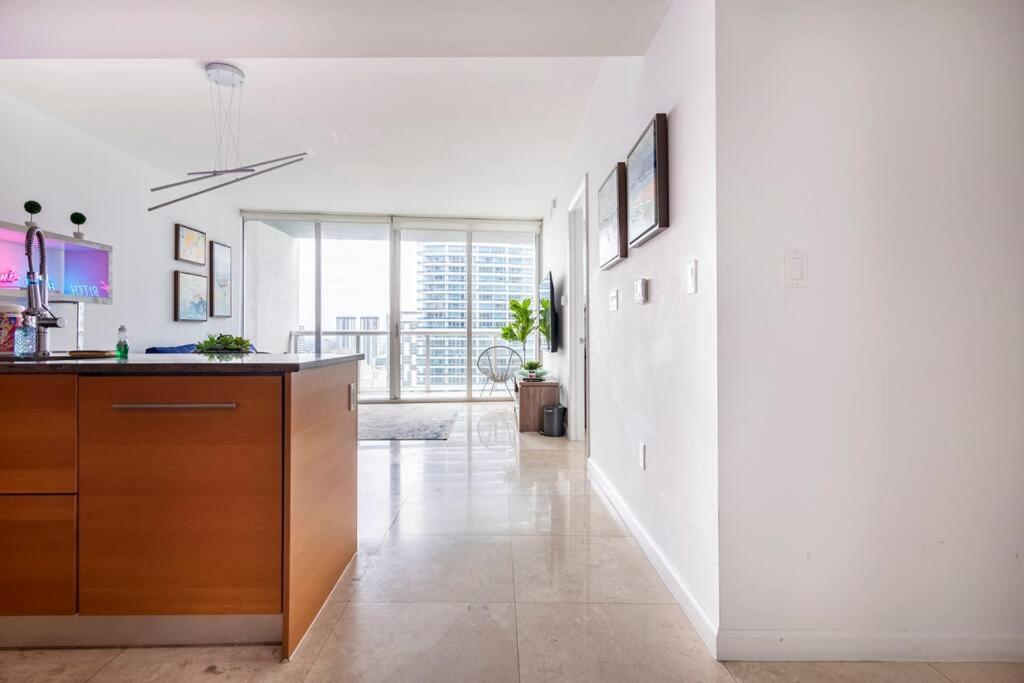 Penthouse Icon W Waterviews Balcony Brickell Apartment *