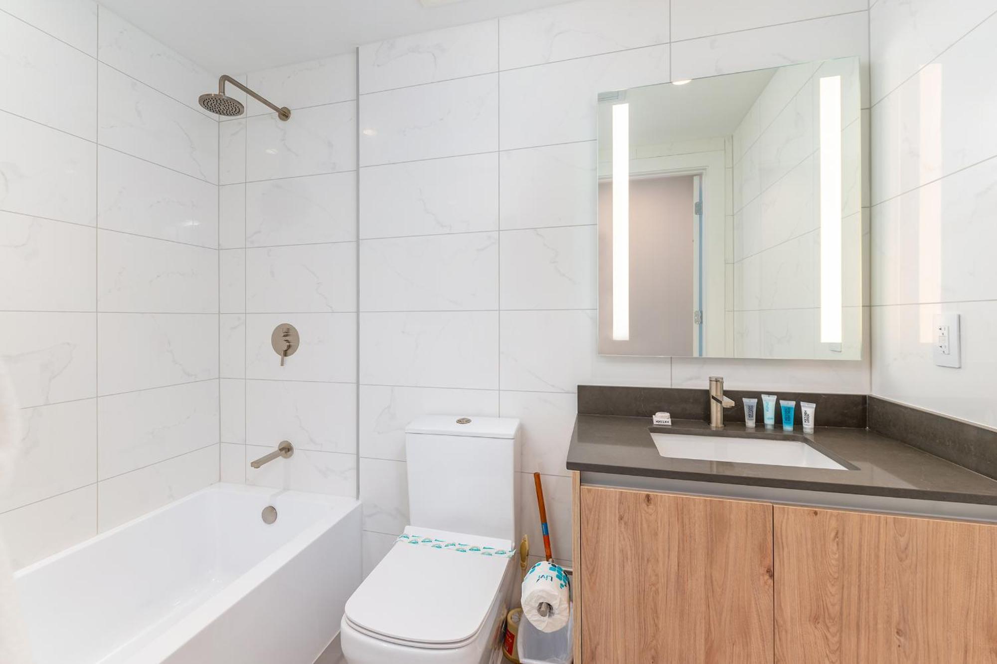 Global Luxury Worldcenter Apartment Miami