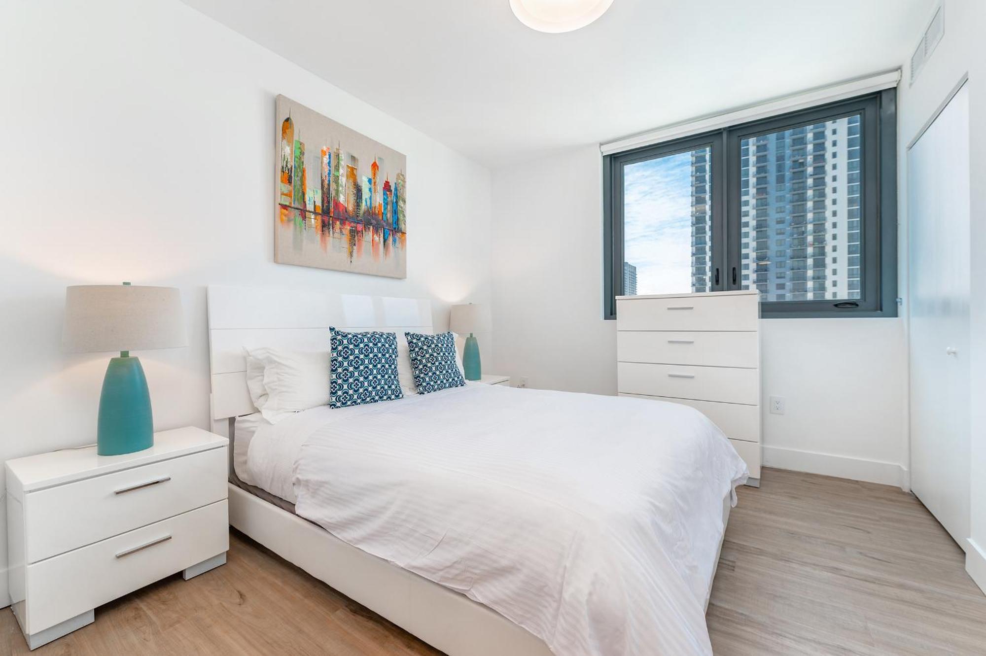 Global Luxury Worldcenter Apartment