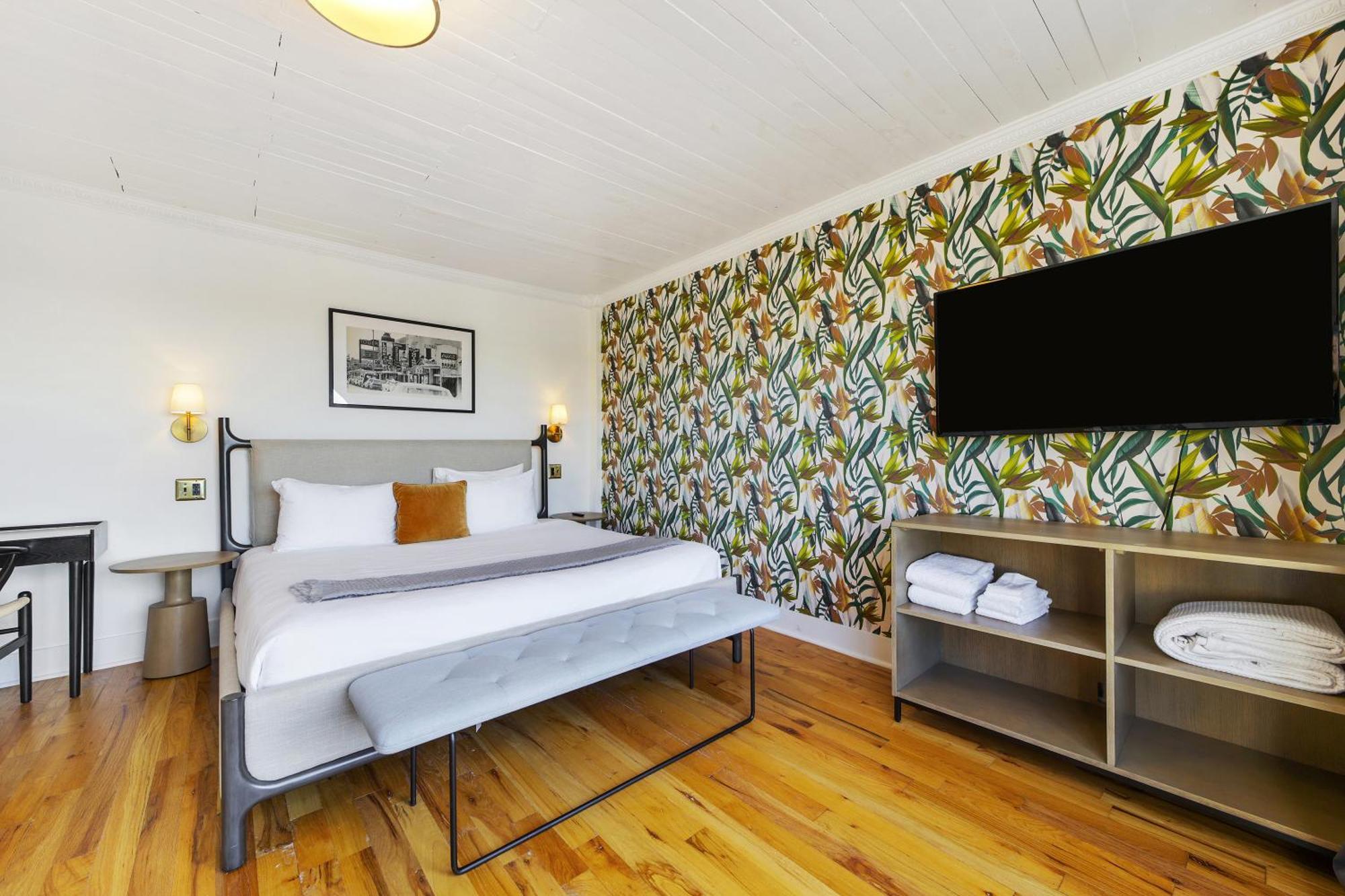 Tower Little Havana Hotel 3*
