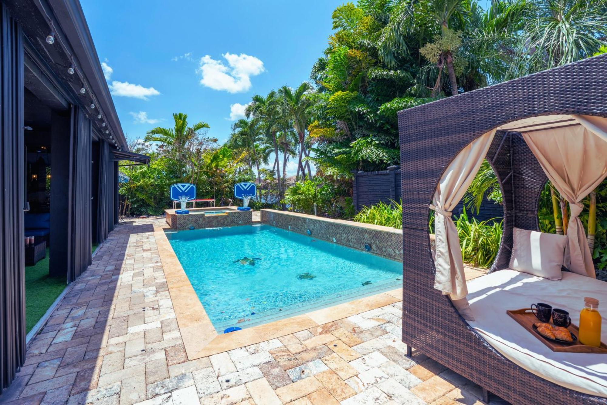 Avatar Luxe 5br W Cinema, Pool, Game & Bbq Pousada
