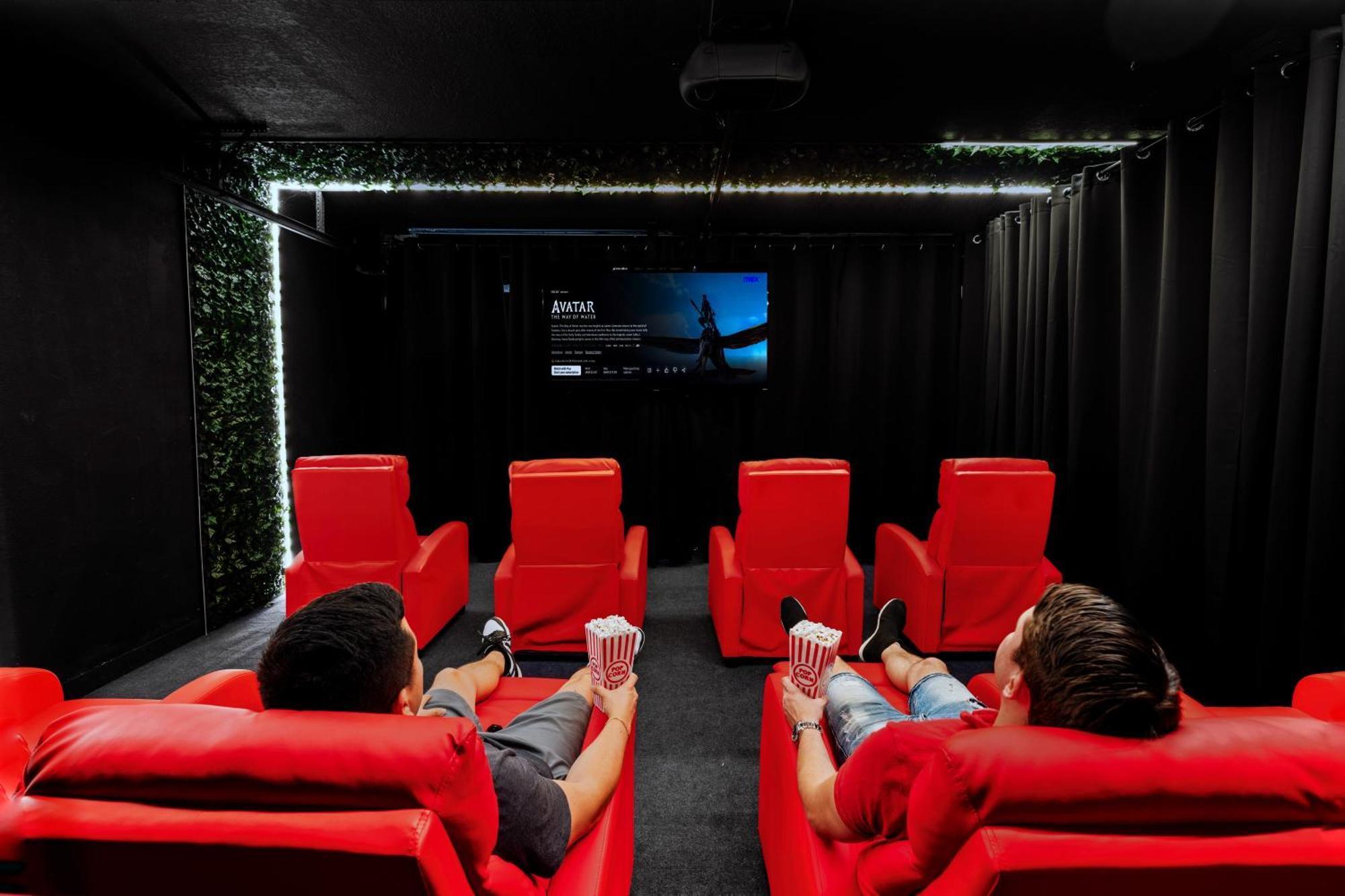 Pousada Avatar Luxe 5br W Cinema, Pool, Game & Bbq Miami