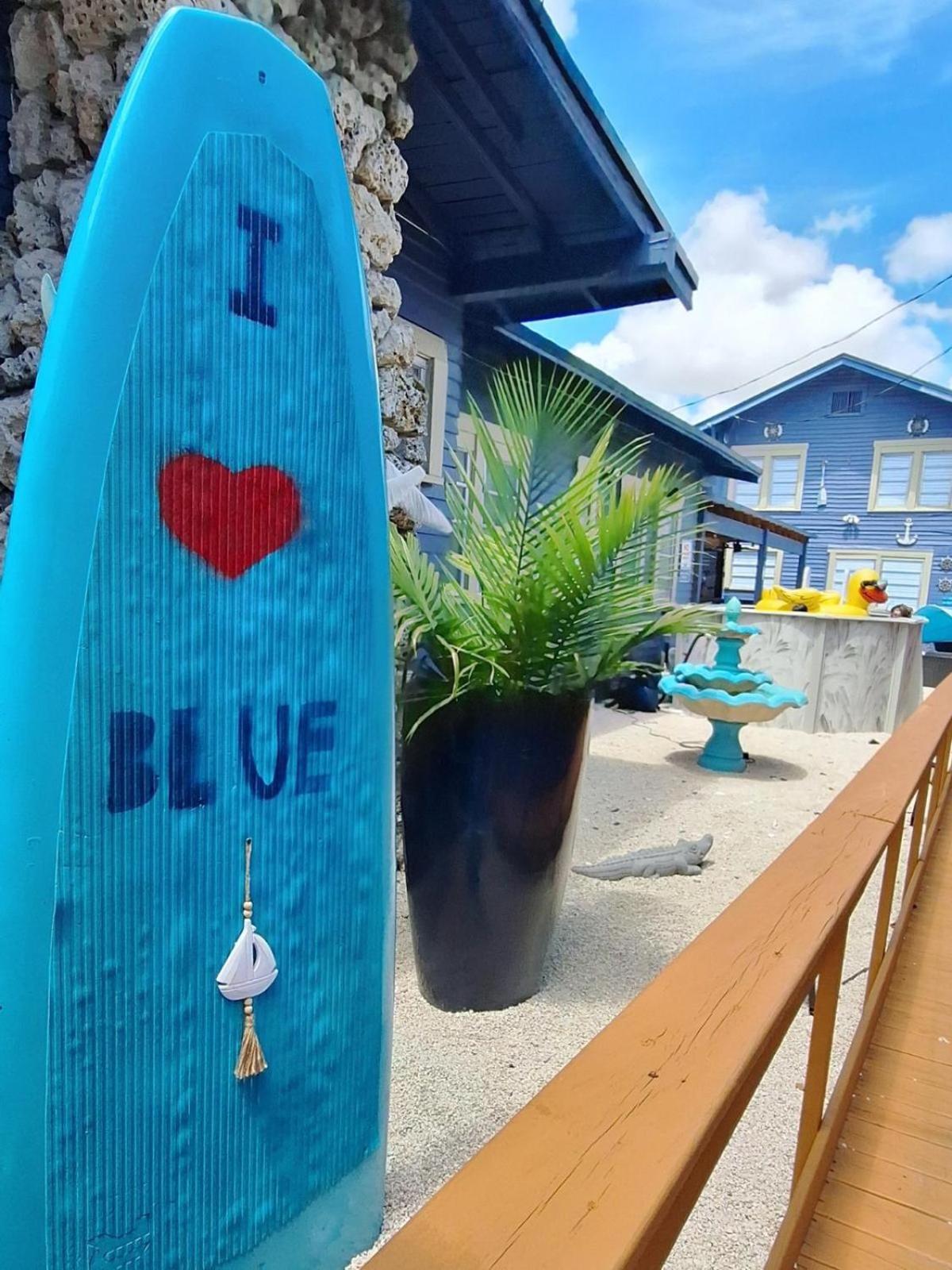 Blue Little Havana Guest house *