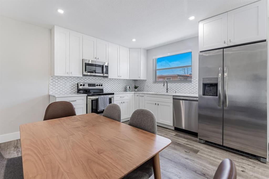 Modern Oasis Unit 2 - Close To Beach, Brickell & Airport * Miami