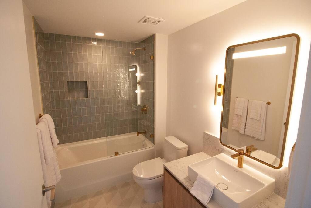 Apartamento Luxury High Rise Haven