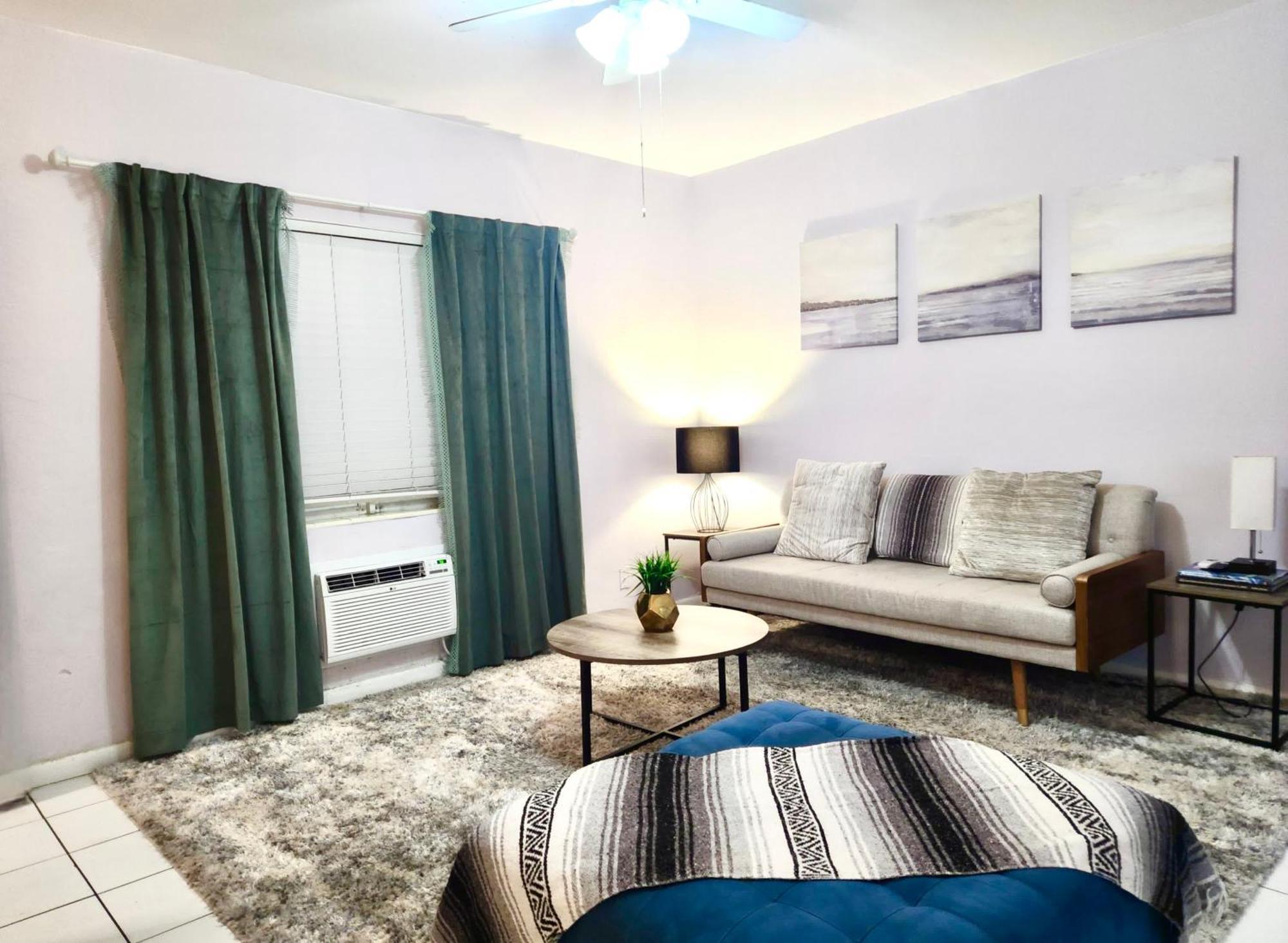 Coral Gables / Coconut Grove Area Free Parking Apartamento