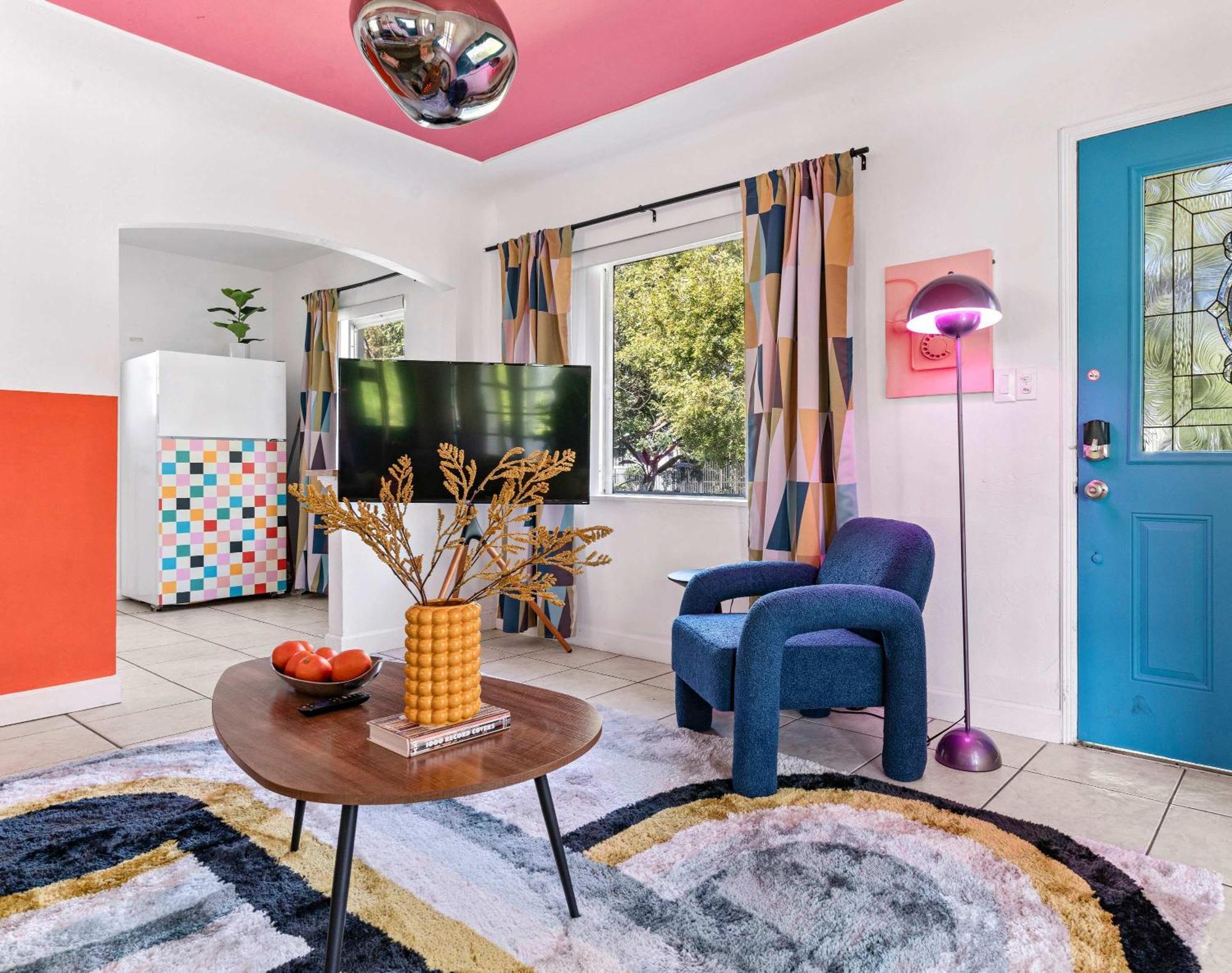 Retro Rewind - Location Parking And The Vibes Holiday home Miami