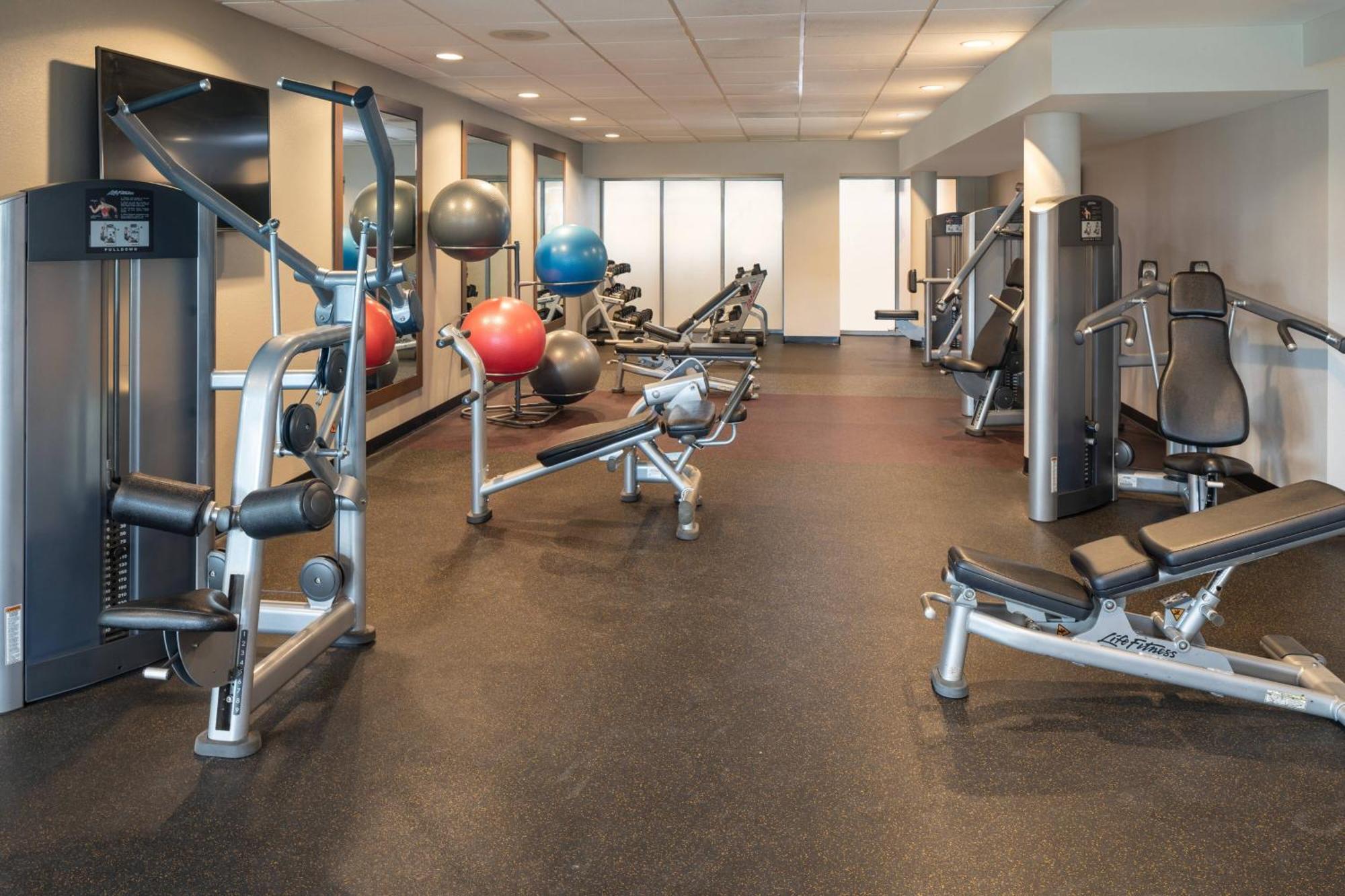 Hotel By Marriott Airport Miami