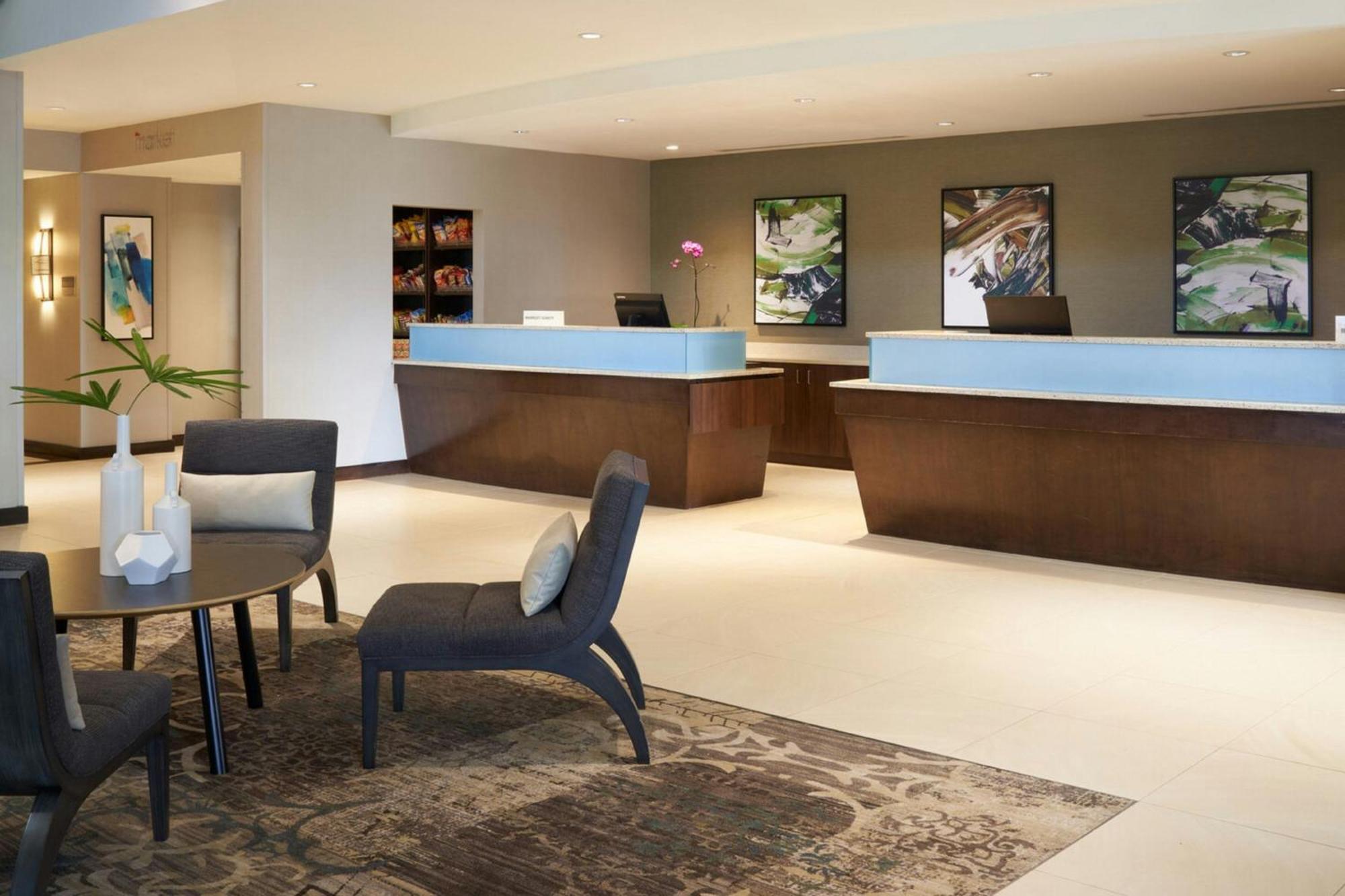 Hotel By Marriott Airport Miami