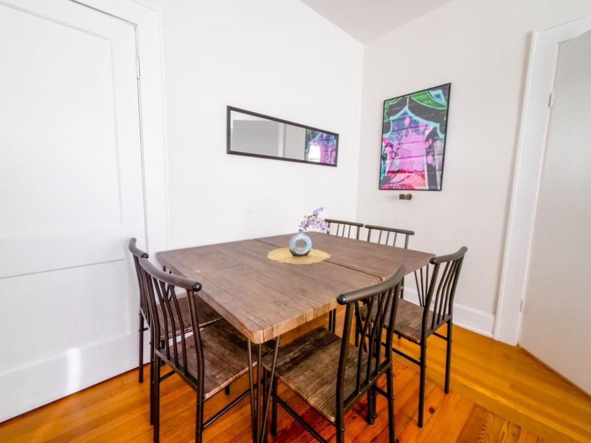 And Stylish Getaway Apartment *