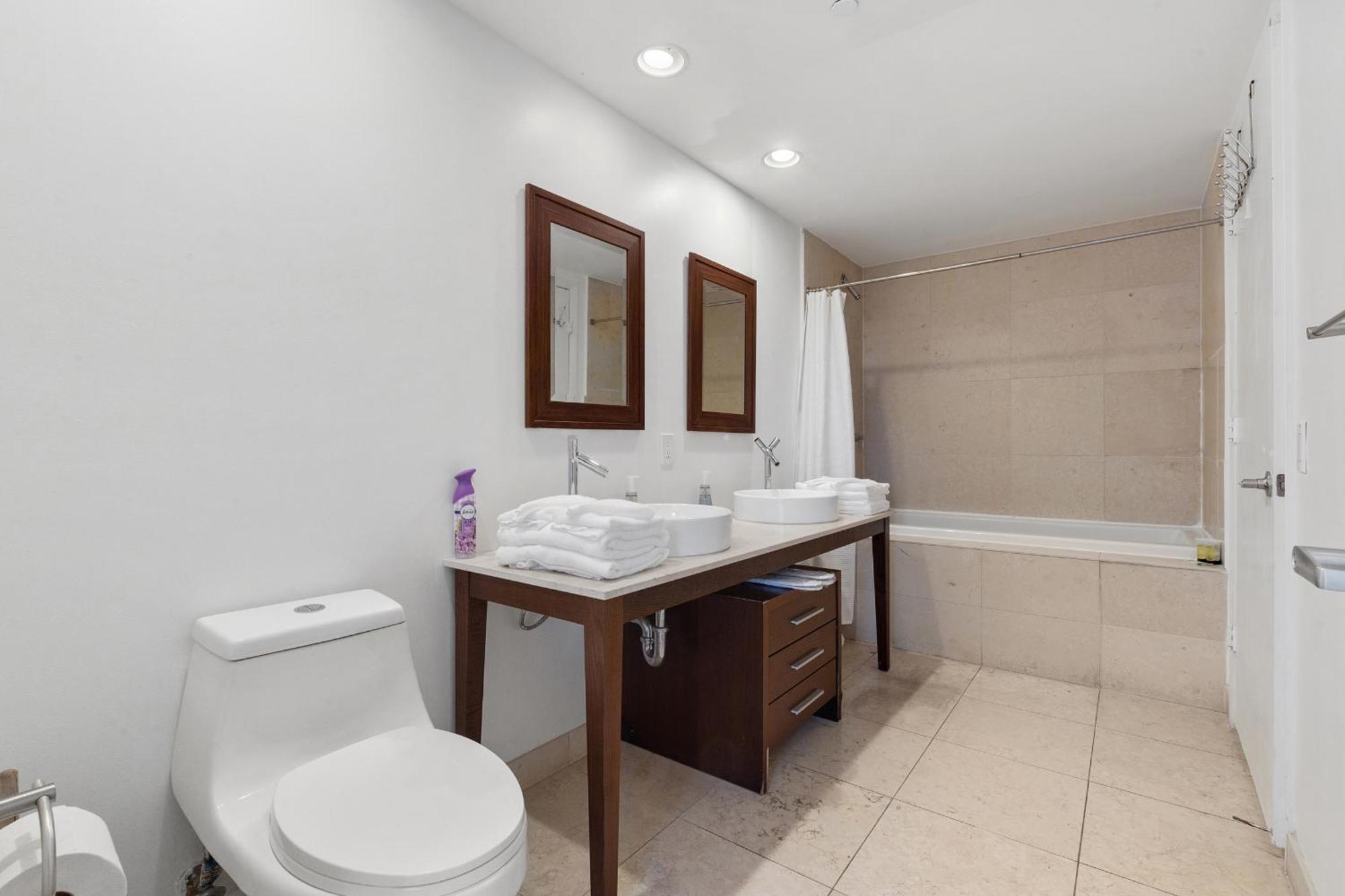 Apartment Upscale #2003 In The Heart Of Brickell Miami