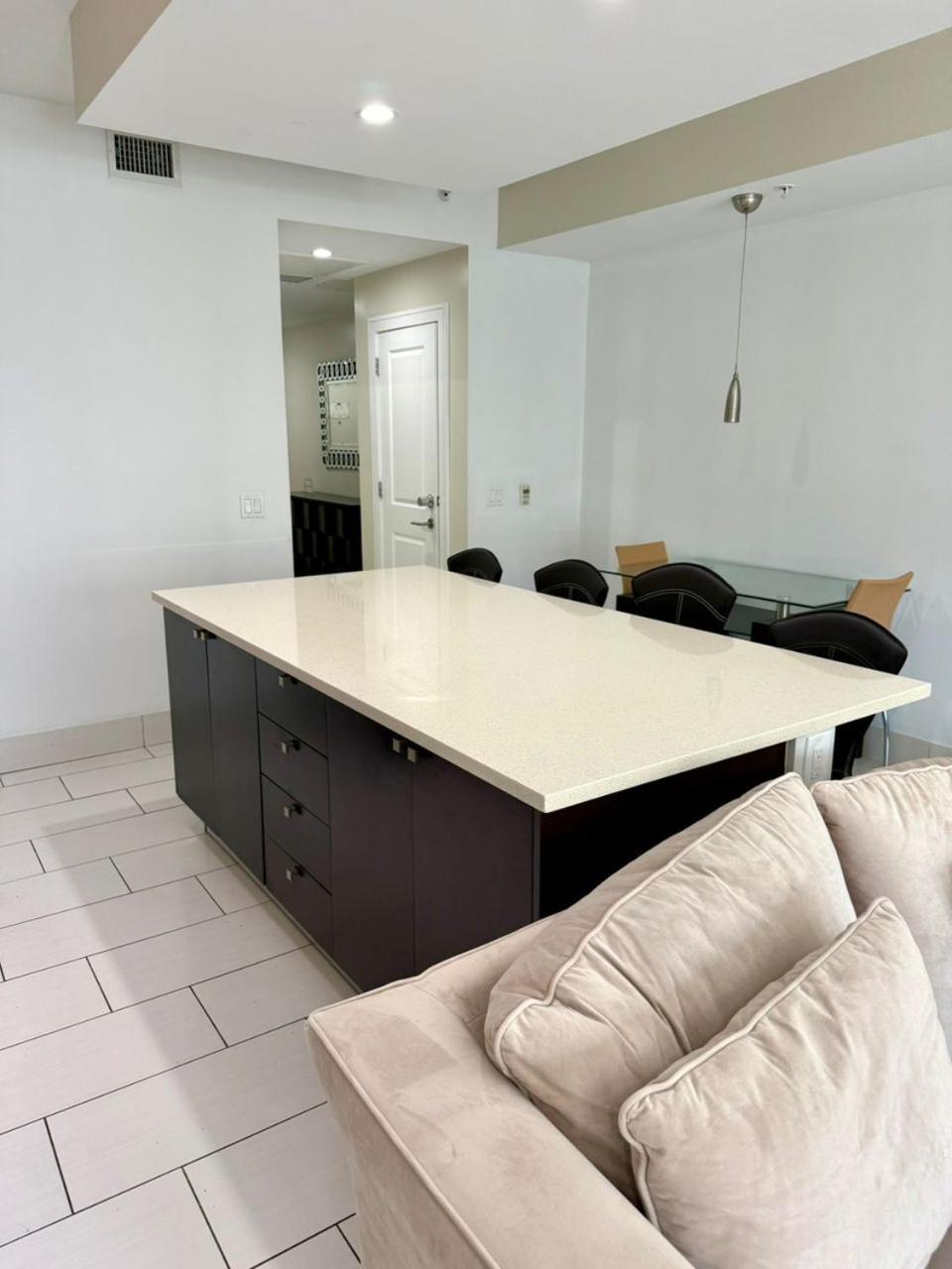 Apartment Exclusive Doral With Luxury Amenities