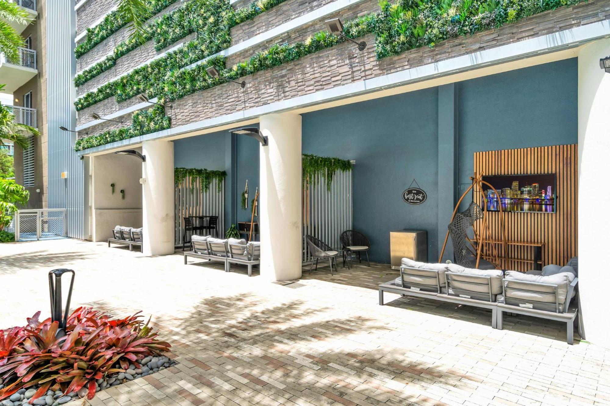 Apartment Luxury 2br With Views On Biscayne Blvd Miami