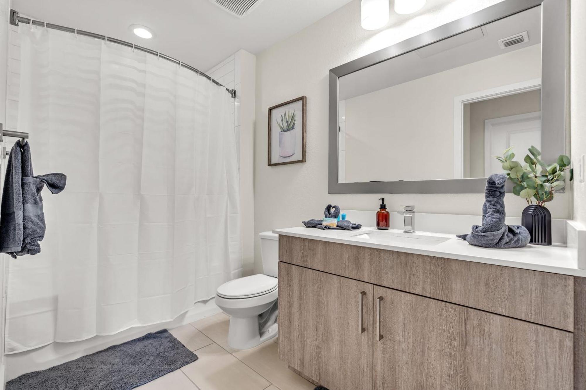 Luxury 2br With Views On Biscayne Blvd Apartment *