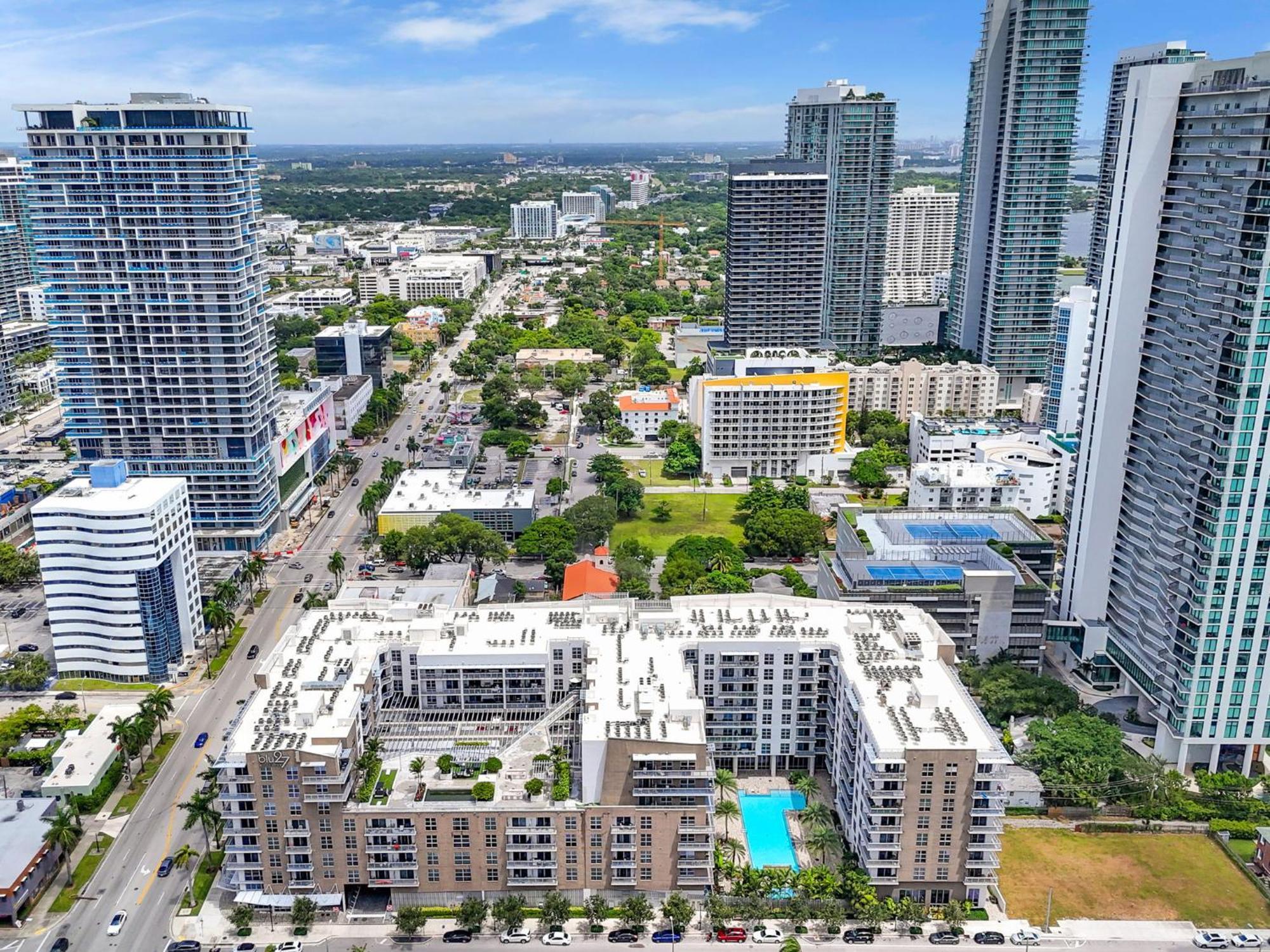 Apartment Luxury 2br With Views On Biscayne Blvd Miami
