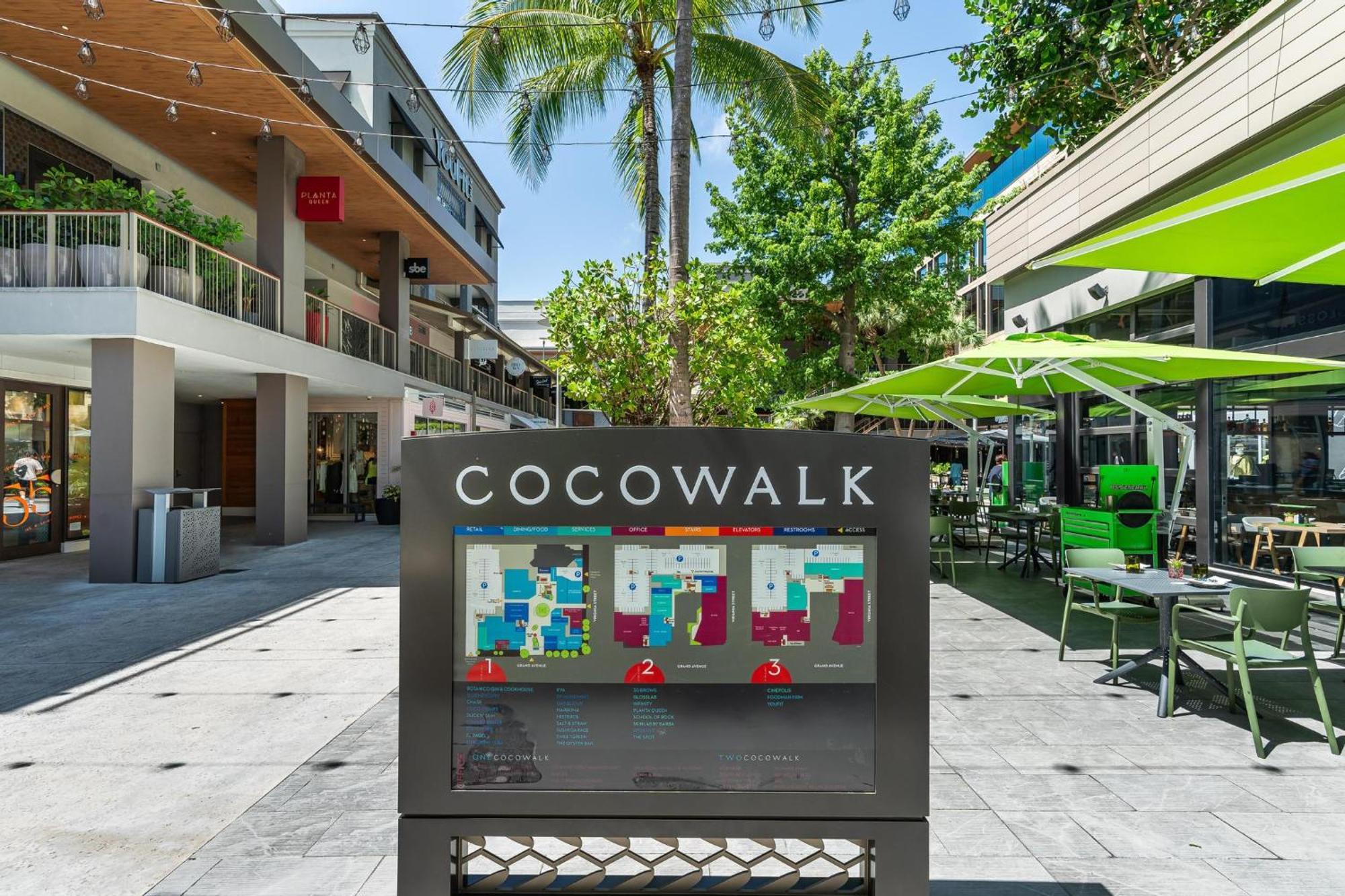 Apartamento 2 Bedroom Bay View Beauty In Coconut Grove- Parking For 2 Cars Included! *